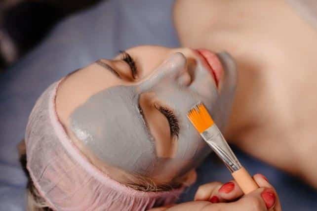 Soin du visage, masque aux algues